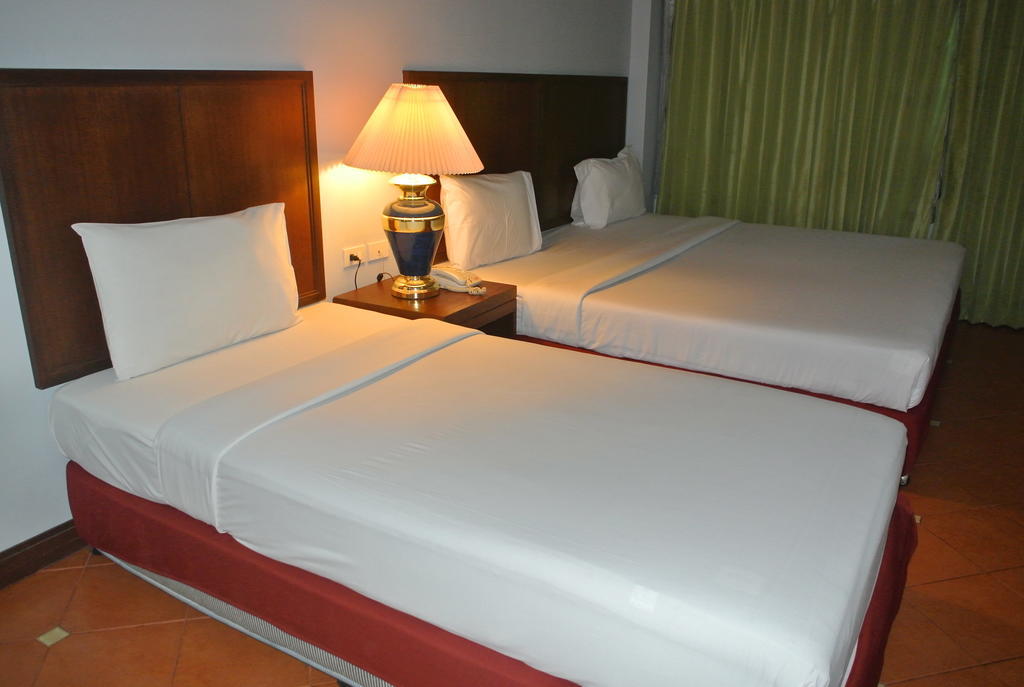 Hejia Grand Hotel Sadao Екстериор снимка